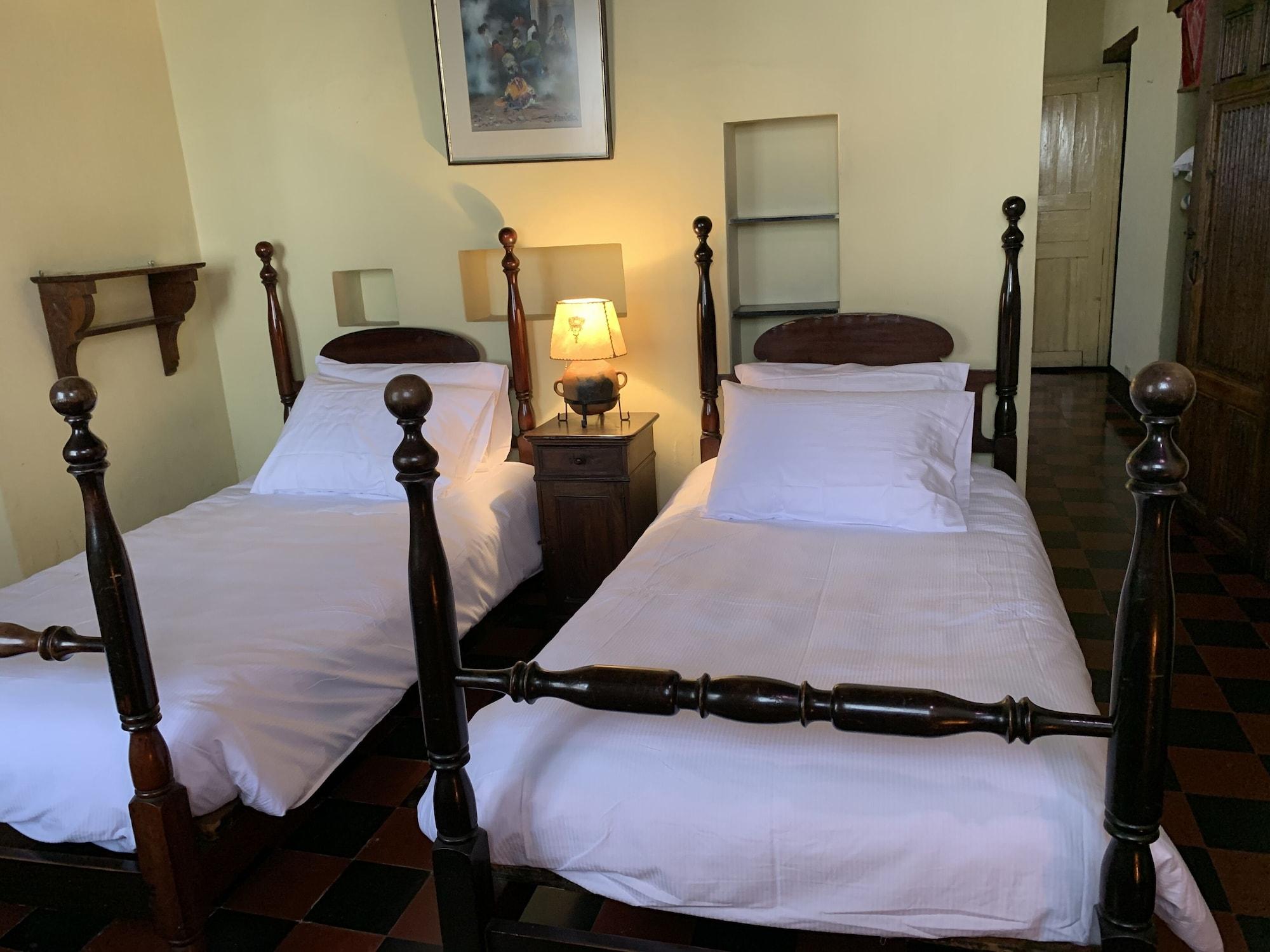 Hotel Museo Mayan Inn Chichicastenango Esterno foto