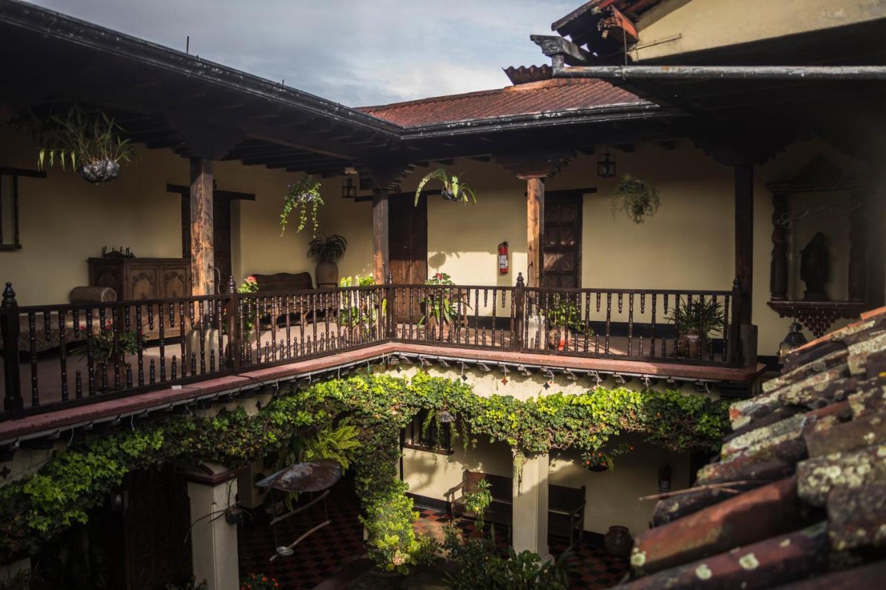 Hotel Museo Mayan Inn Chichicastenango Esterno foto