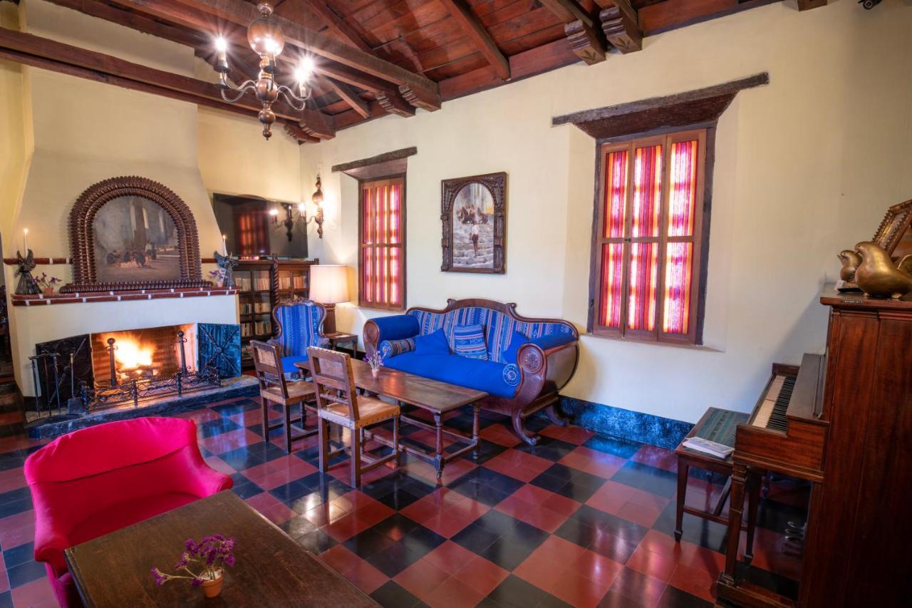 Hotel Museo Mayan Inn Chichicastenango Esterno foto