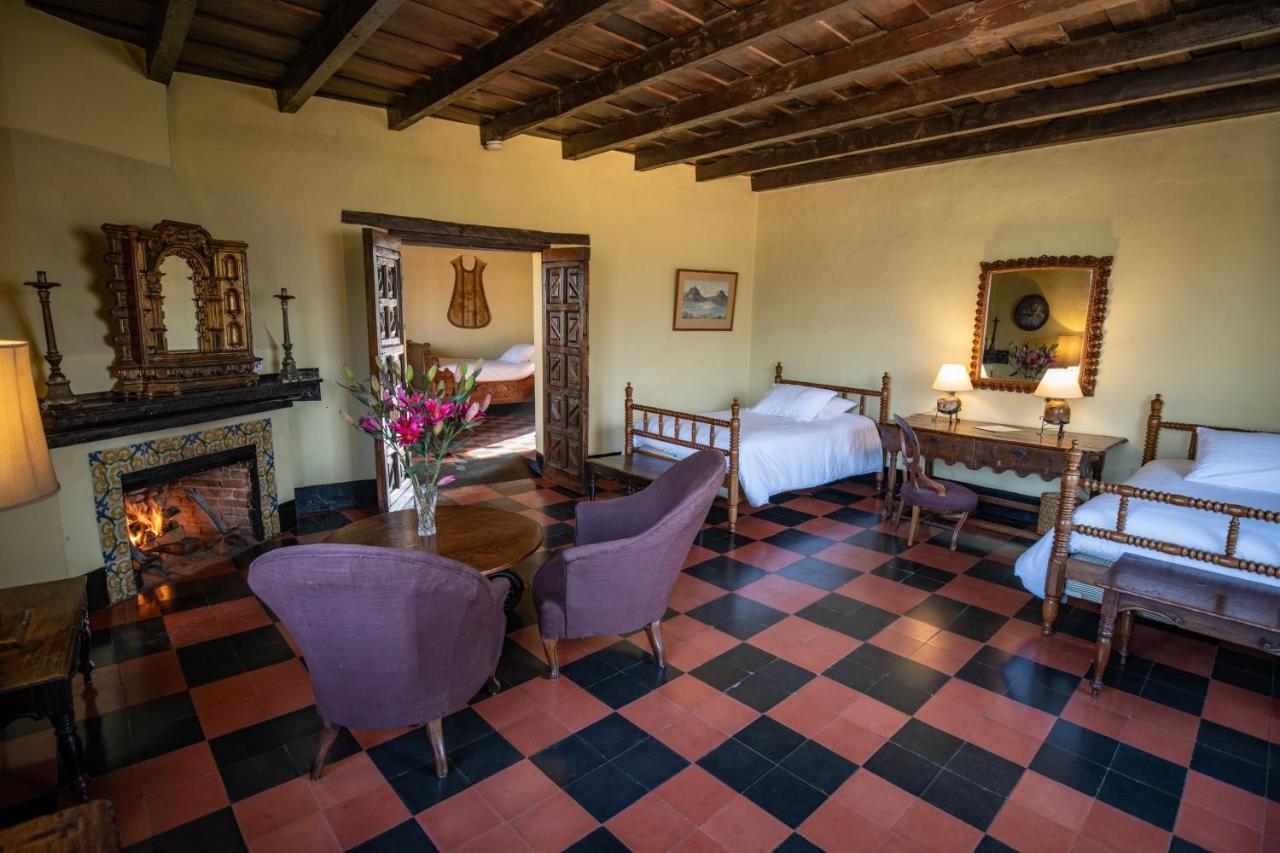 Hotel Museo Mayan Inn Chichicastenango Esterno foto