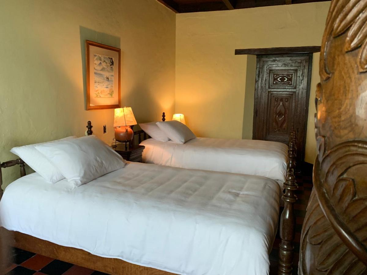 Hotel Museo Mayan Inn Chichicastenango Esterno foto