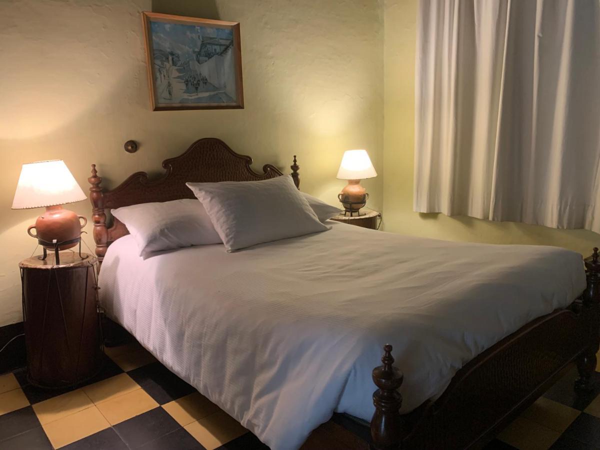 Hotel Museo Mayan Inn Chichicastenango Esterno foto