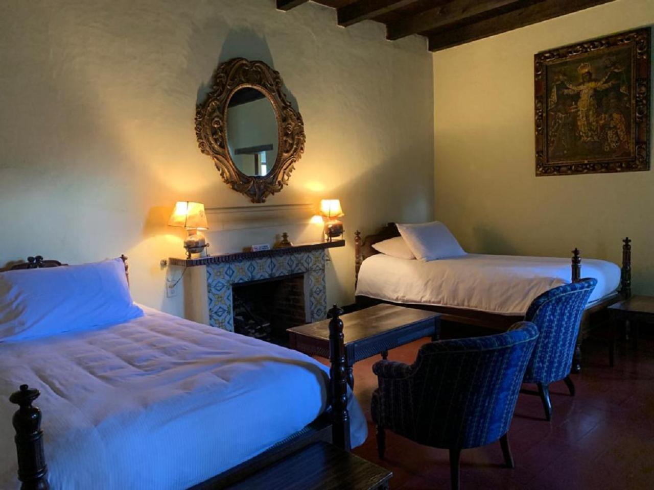 Hotel Museo Mayan Inn Chichicastenango Esterno foto